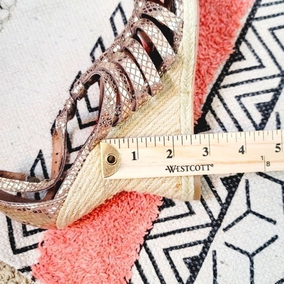 Sam Edelman Annabel Gold Wedge Espadrilles, sz 8 - Picture 13 of 13